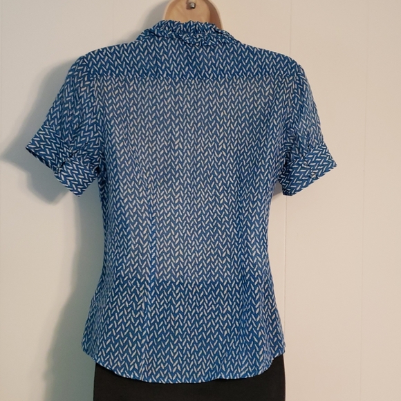 Banana Republic Silk Blouse Blue White Print Womens XS - Picture 6 of 9
